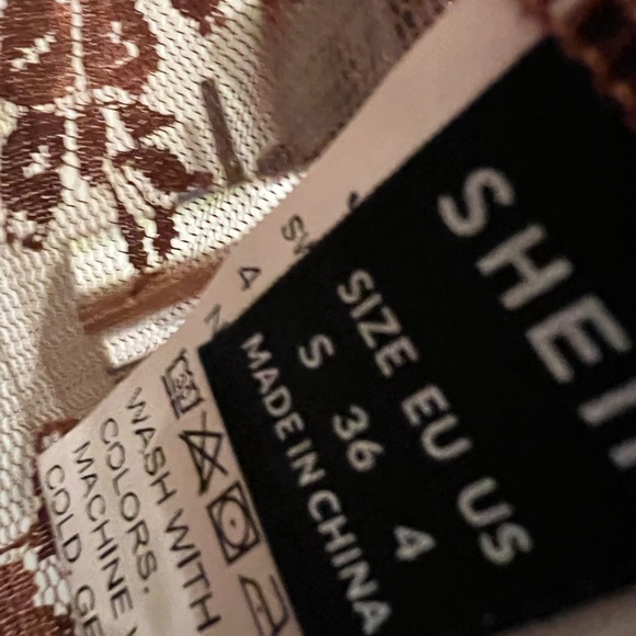 Lace Mesh Brown embroidered tie top - Picture 4 of 5